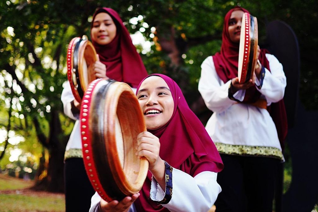 'Computer expert' excited to promote Malay culture 'Computer expert' excited to promote Malay culture