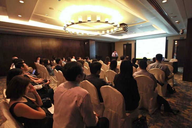 Making a Sustainable Transition to E-Commerce Making a Sustainable Transition to E-Commerce