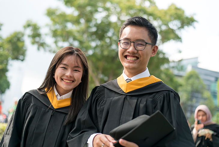 IT grads get highest starting pay: Survey IT grads get highest starting pay: Survey
