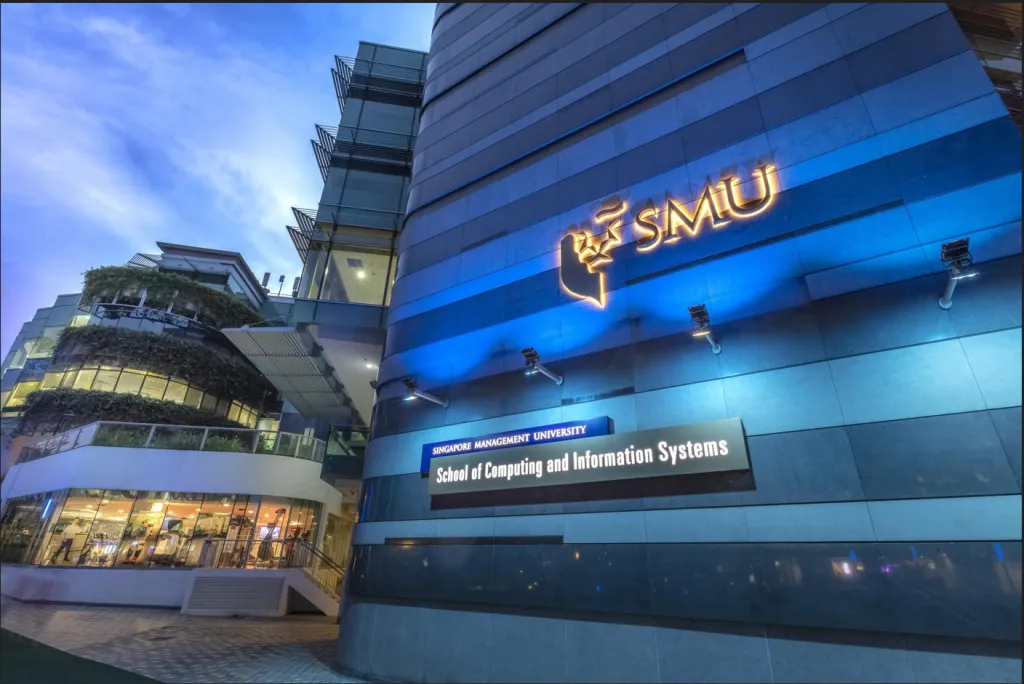 sg smu scis building evening